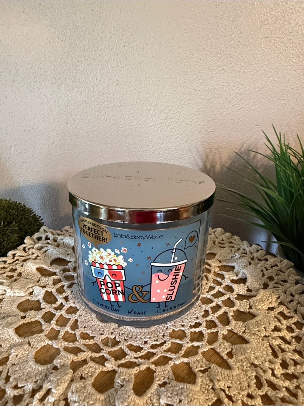 Bath & Body Works Light Blue Popcorn & Slushie 3-Wick Candle